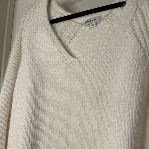 Ava & Viv Cream Knit V-Neck Sweater - 2X 🤍✨ - Picture 5 of 5